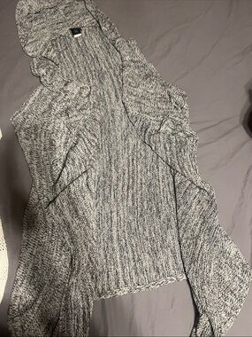 Open high low sweater vest